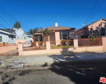 3327 W 111th Pl, Inglewood