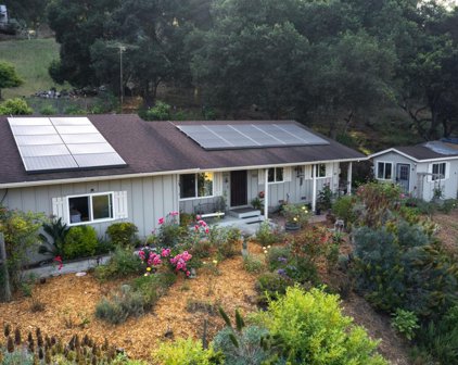 600 Maher RD, Royal Oaks