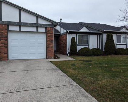 37929 Watkins, Sterling Heights