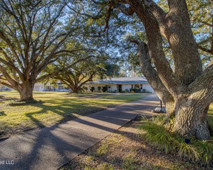 16 53rd Street, Gulfport