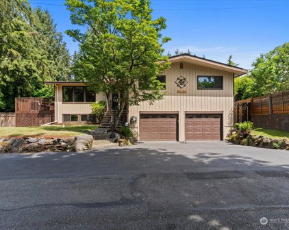 12265 Corliss Avenue N, Seattle