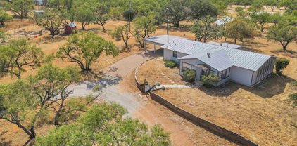 135 E Flag Creek Ranch Road, Llano