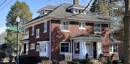 6 S Wright Street, Naperville