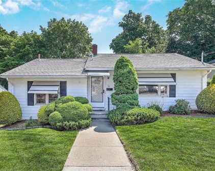 63 N Williams  Street, Johnston