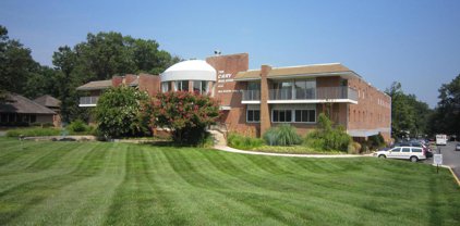 8136 Old Keene Mill Rd. Unit #B205, Springfield