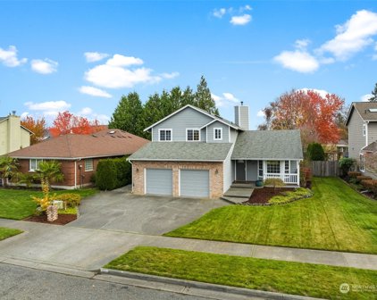 933 23rd Street NW, Puyallup