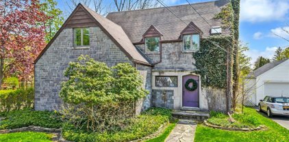 305 Girard  Avenue, East Aurora-Village-142401