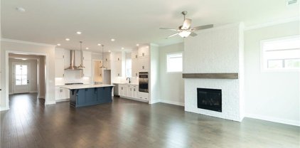 173 Idylwilde Way, Canton