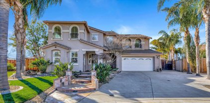 1173 Pyrenees Ct, Tracy