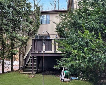2 Meeting House Path Unit 2, Ashland