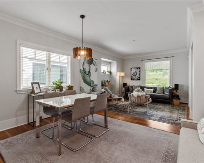 4432 W 8th Avenue, Vancouver