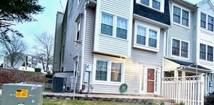 12133 Salemtown Dr, Woodbridge