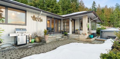 68 Bonnymuir Drive, West Vancouver