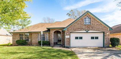 107 Bumelia Street, Lake Jackson