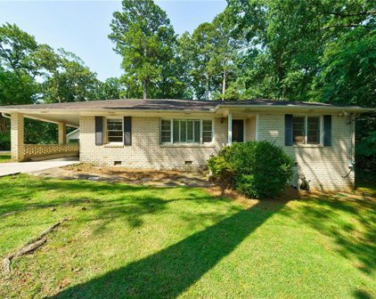3756 Powers Ferry Nw Road, Atlanta