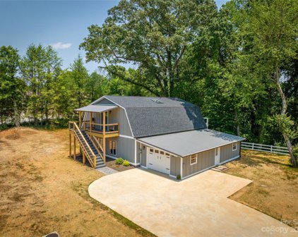 2046 Rugby  Road, Hendersonville