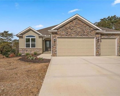 606 Blackhawke Drive, Smithville