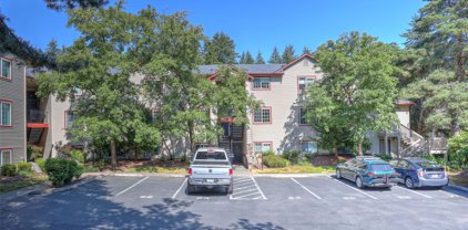 25025 SE Klahanie Boulevard Unit #L104, Sammamish