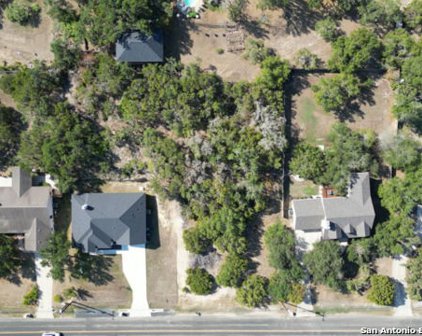 610 Misty Water Ln, San Antonio