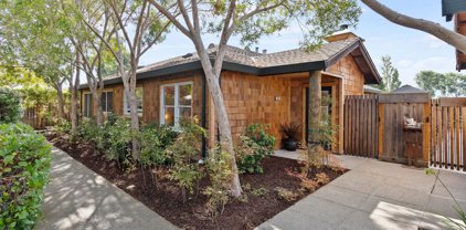 631 Centre Ct, Alameda