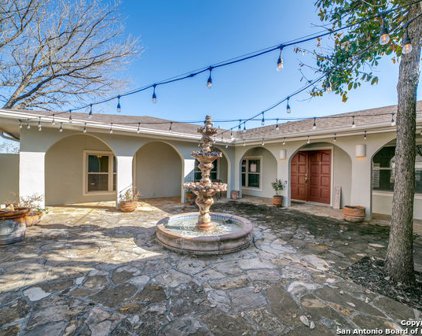 304 East St, Comfort