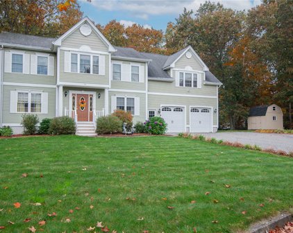 79 Ponte Lane, North Kingstown