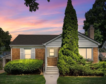 411 S Vail Avenue, Arlington Heights