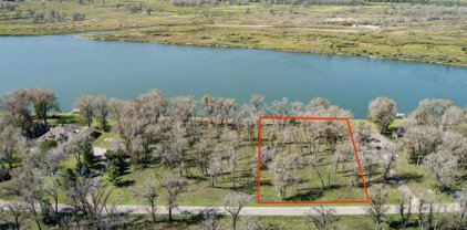 9474 Island Road, Bismarck