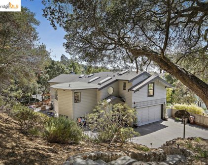 73 1/2 Roble Road, Berkeley