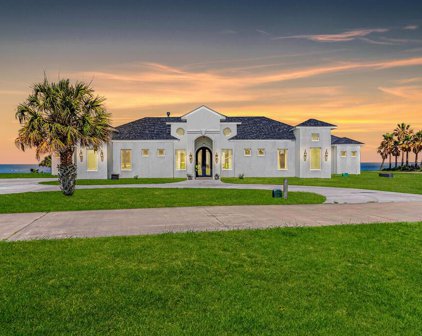 111 Redfish Point Dr, Rockport