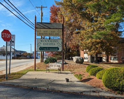 1139 Hartford Avenue 1/2 Unit 5C, Johnston
