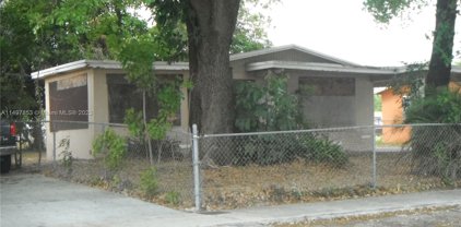 1581 Nw 32nd Ave, Lauderhill