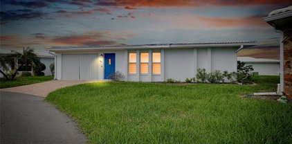 384 Circlewood Drive Unit F-3, Venice