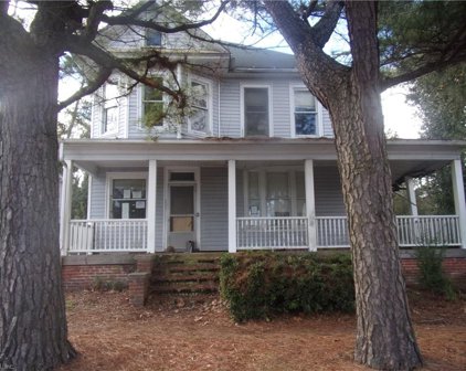 205 Cedar Street, Central Suffolk
