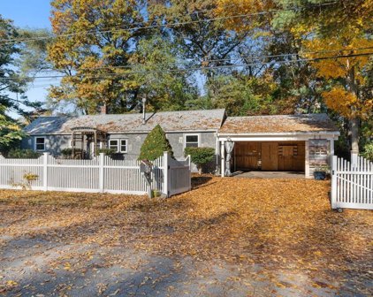 96 Wilmarth Rd, Randolph