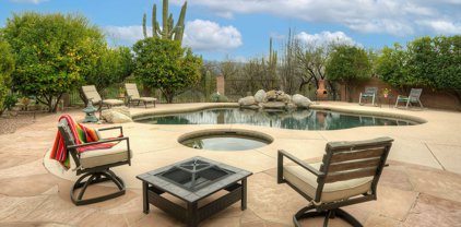 5318 N Fairway Heights, Tucson