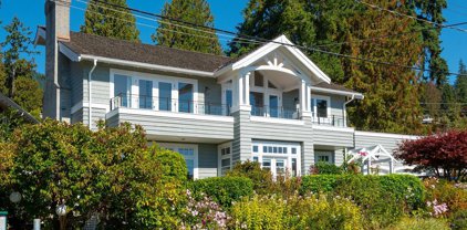 3311 Radcliffe Avenue, West Vancouver