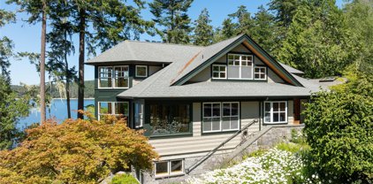 305 Doe Run Road, Lopez Island