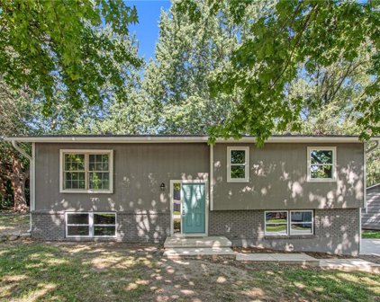 7722 Woodson Road, Raytown