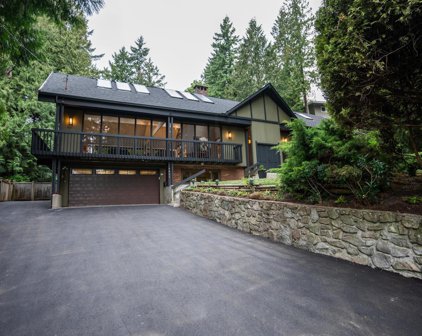 4625 Piccadilly North, West Vancouver
