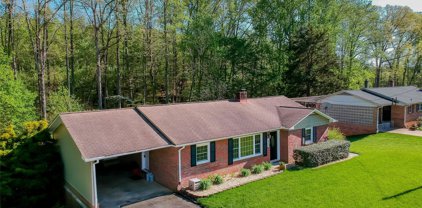 515 Westside  Drive, Newton