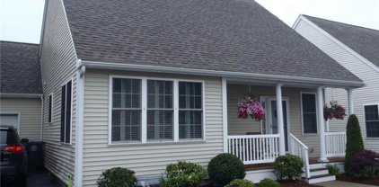 213 Cheshire Drive, Cranston