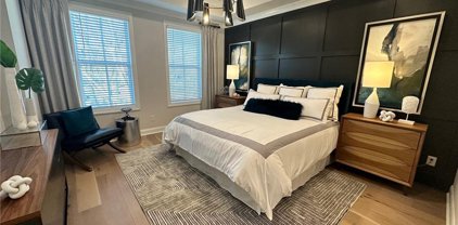 136 Everley Walk Unit 8, Alpharetta