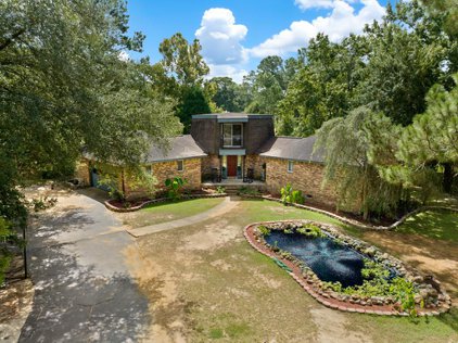 1706 Slack Drive, Tifton