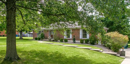 6406 Oak Lea Dr, Crestwood