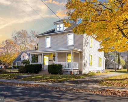 37 Spring Grove Avenue, Greencastle