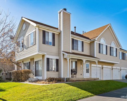 420 Sandhurst Lane, South Elgin