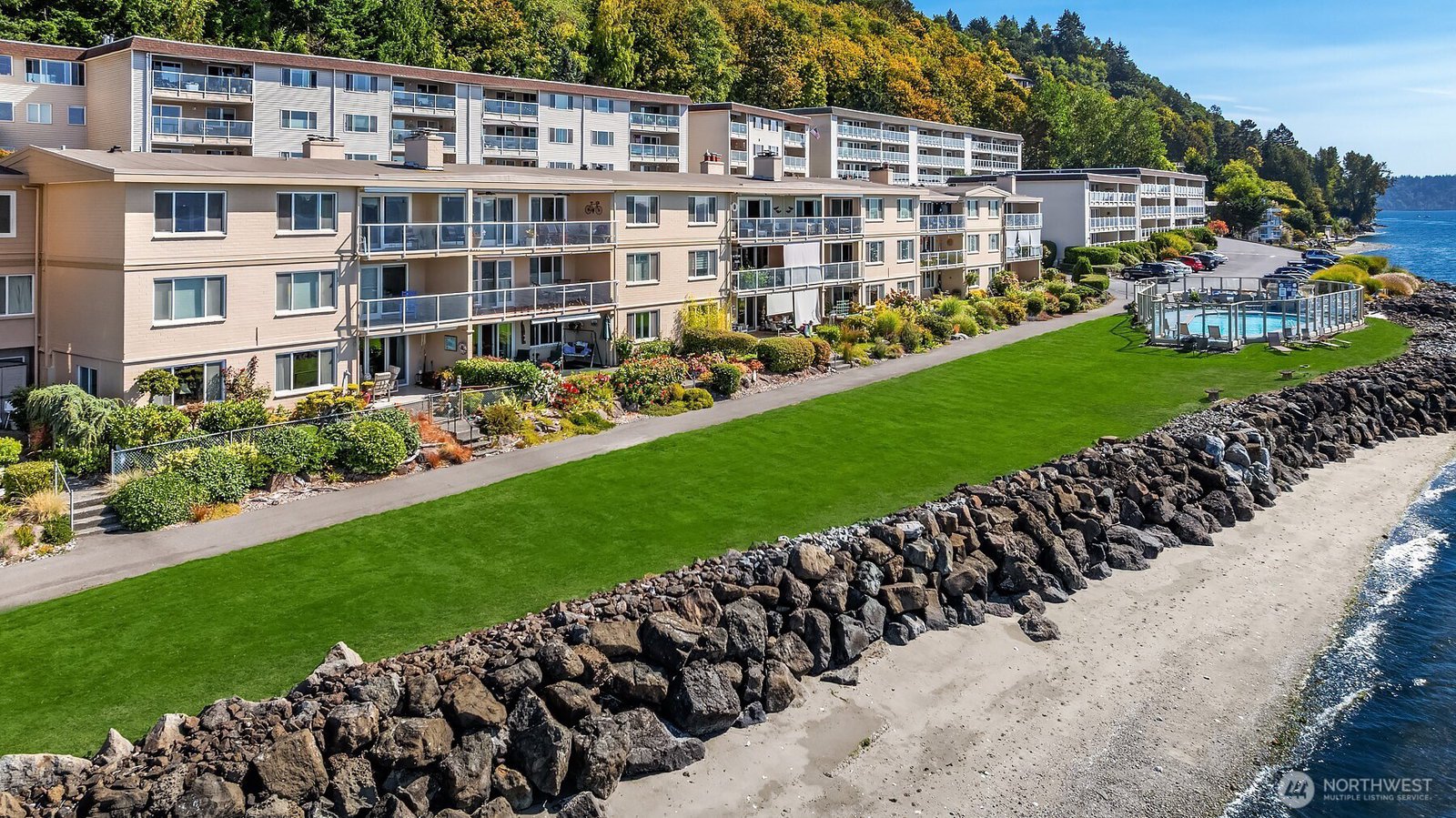 10203 47th Avenue SW Unit #C12, Seattle | MLS# 2437509 | Skyline ...