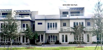 6418 Nw 104th Path Unit #6418, Doral