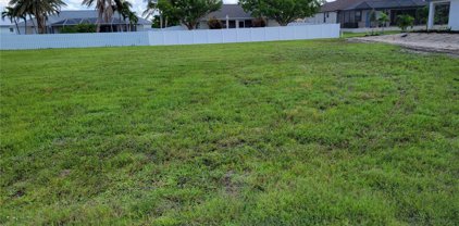 129 SW 33rd Place, Cape Coral